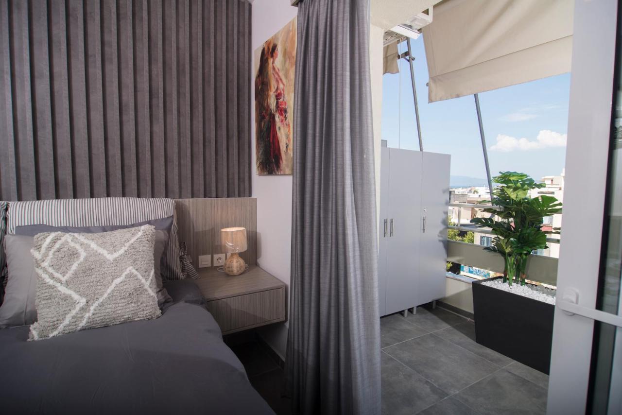 Urban Chic Luxury At The City Center Kalamata Exterior foto